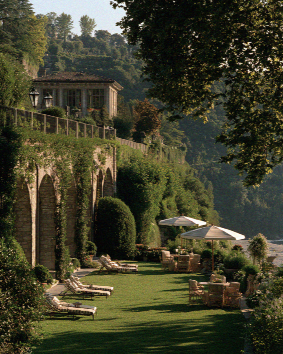 A garden terrace above the plain in Bergamo