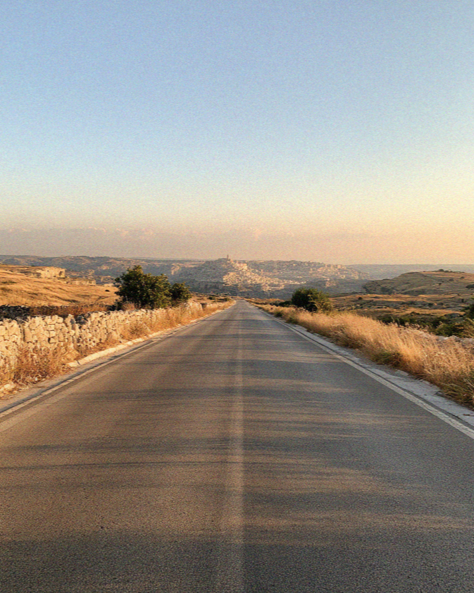The road across the Murgia plateau towards Matera