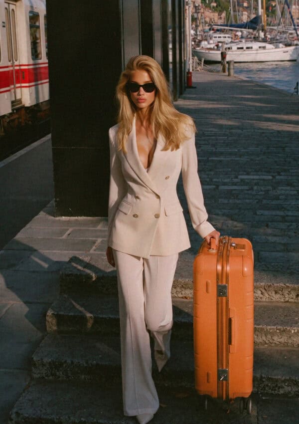 Victoria van der Berg arriving at Santa Lucia station in Venice with a suitcase